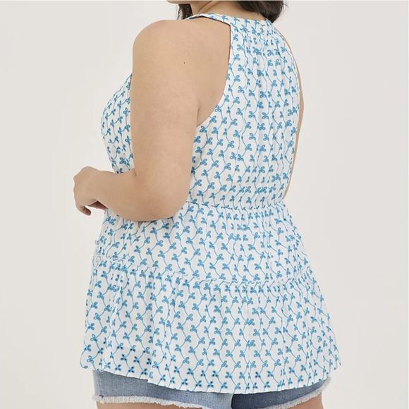 NWT Torrid 2X 18-20 Tiered Babydoll Top, White and Blue - Picture 5 of 11